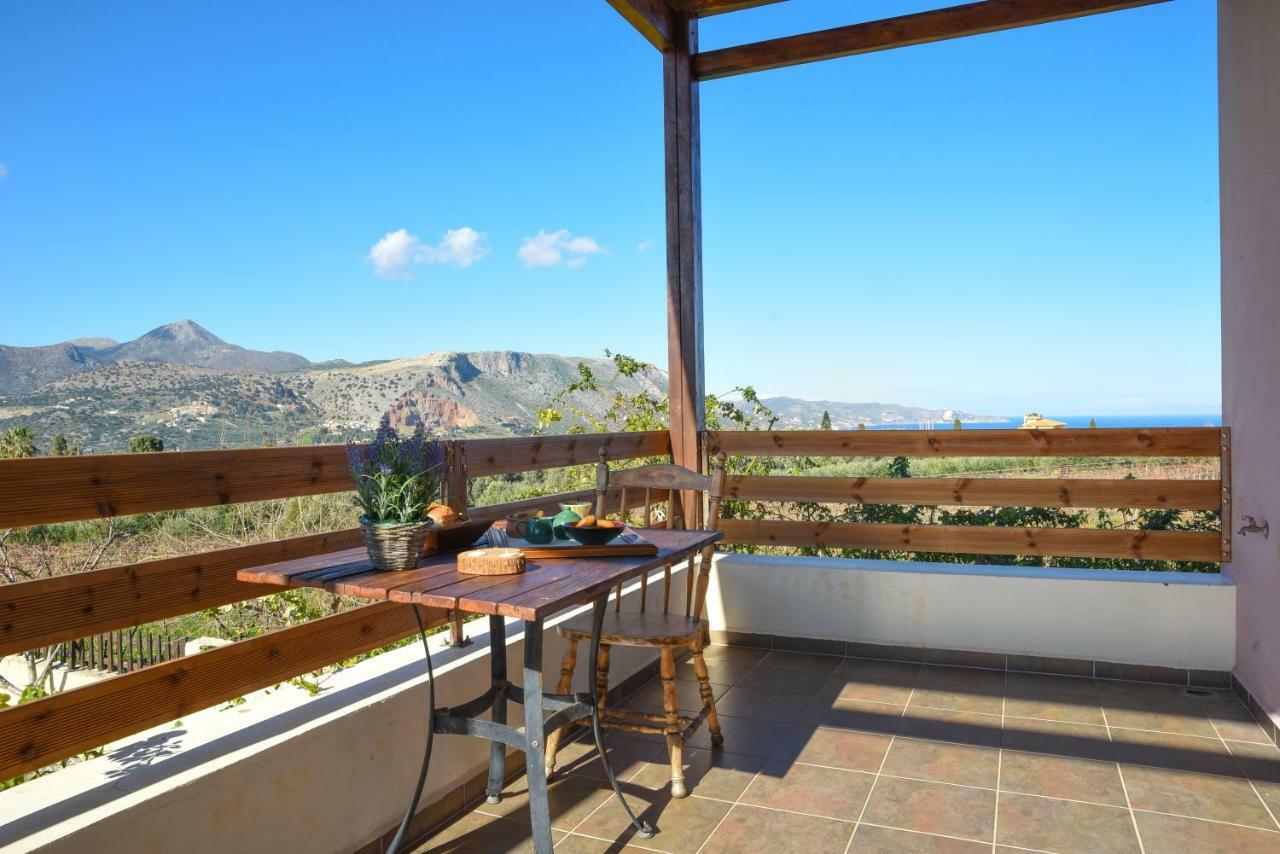 Country House With View Κάτω Καλέσια Εξωτερικό φωτογραφία